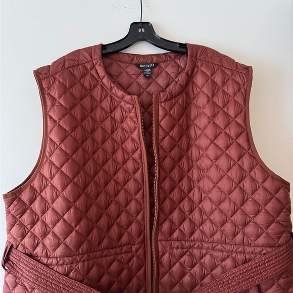 Quilted Sleeveless Knee-length Athleta Vest with Belt - Picture 3 of 5